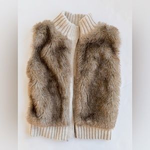 GAP size 6-7 ZipUp Vest